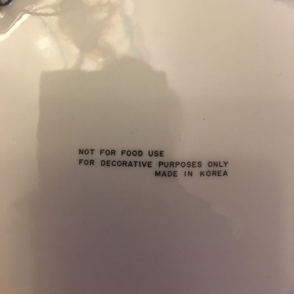 VINTAGE Decorative Memphis plate. - Picture 3 of 4